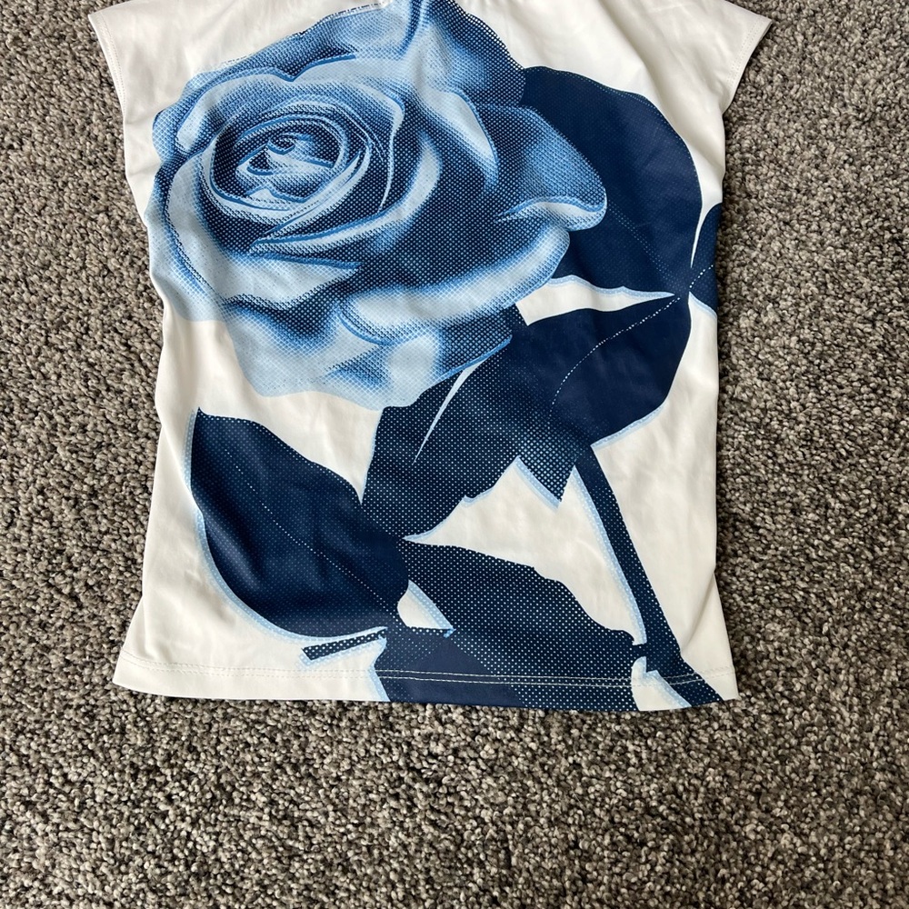 Women’s white blue rose open back top